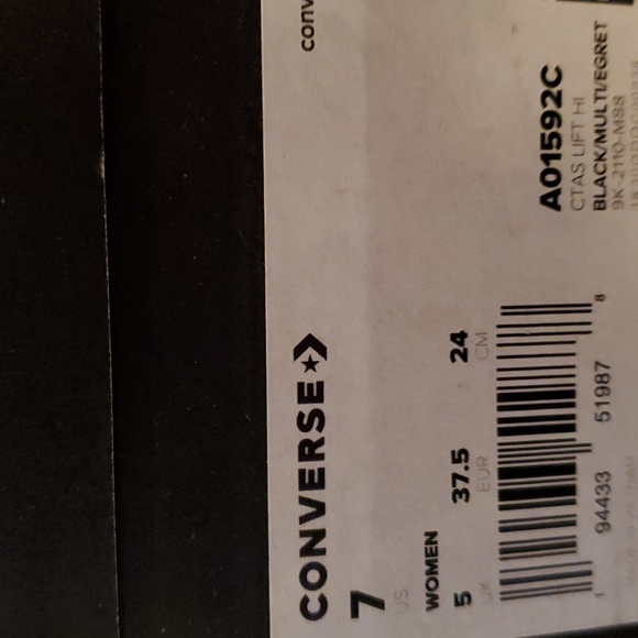 Converse CTAS Lift  Hi Platform Embroidered Floral Women's Sz: A01592C - Picture 13 of 15